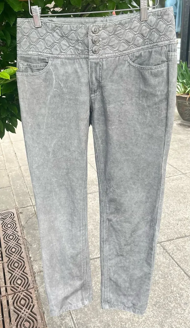 Y2K Vintage CHANEL Grey Wash Quilted Waist Skinny Denim Jeans Sz. 38  / 6 US